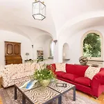 My Exclusive Italy - Il Capo Design & Jacuzzi Villa Sorrento