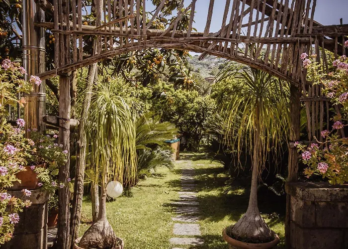 My Exclusive Italy - Il Capo Design & Jacuzzi Villa Sorrent